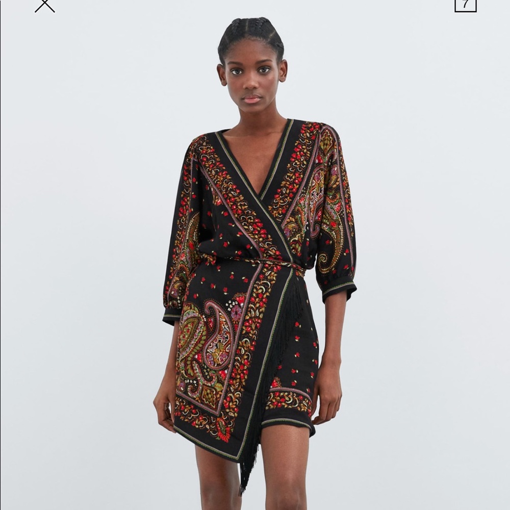 Zara 2019 spring mini wrap dress ( sold out item)